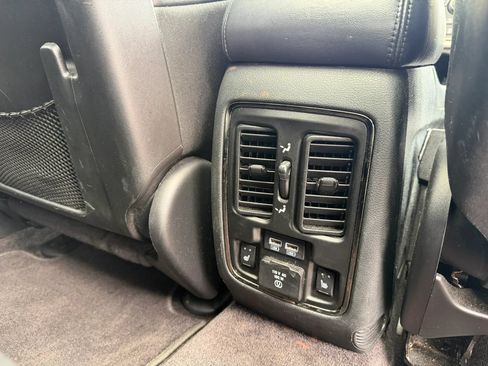 Used 2018 Jeep Grand Cherokee High Altitude AWD/4WD image 13