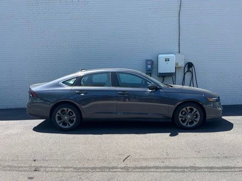 Used 2023 Honda Accord EX image 2