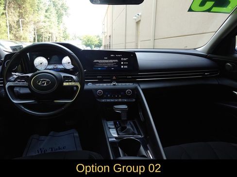 Certified 2023 Hyundai Elantra SEL w/ Convenience Package FWD image 15