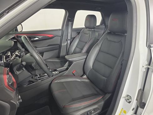 Used 2025 Chevrolet TrailBlazer RS w/ Convenience Package AWD/4WD image 23