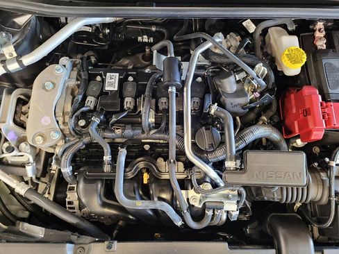 Used 2025 Nissan Sentra SV FWD image 30