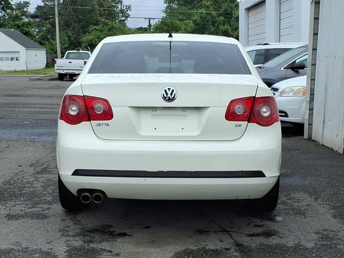 Used 2007 Volkswagen Jetta Wolfsburg Edition FWD image 4