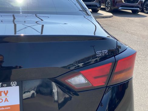 Used 2021 Nissan Altima 2.5 SR FWD image 22