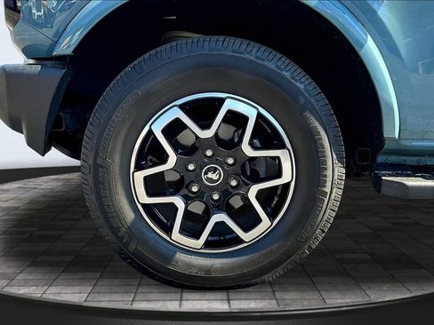 Used 2022 Ford Bronco Outer Banks AWD/4WD image 36