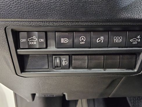 Used 2022 Toyota Tundra SR5 image 25