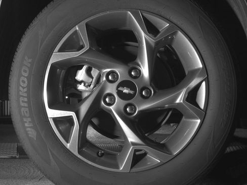 Used 2025 Chevrolet Trax LT w/ LT Convenience Package FWD image 15