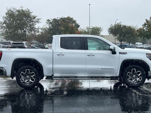 Used 2024 GMC Sierra 1500 SLT w/ SLT Premium Plus Package image 3
