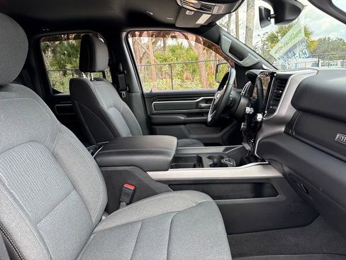 Used 2022 RAM 1500 Big Horn image 28