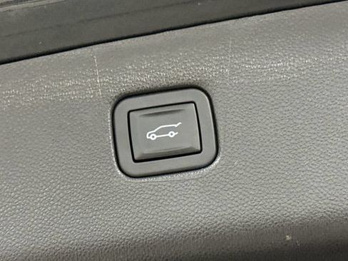Used 2019 Chevrolet Blazer Premier w/ Sun and Wheels Package AWD/4WD image 30