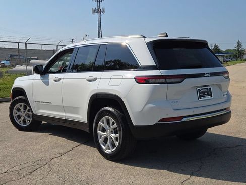 Used 2023 Jeep Grand Cherokee Limited AWD/4WD image 14