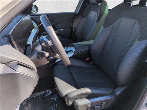 Used 2025 BMW X3 xDrive30i w/ Premium Package image 15