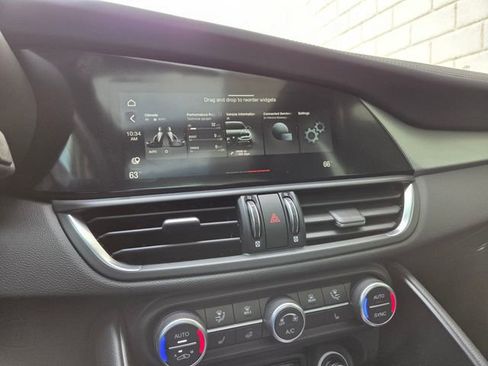 Used 2024 Alfa Romeo Giulia Ti AWD/4WD image 55