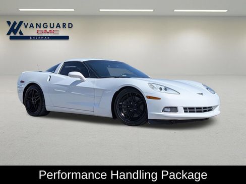 Used 2005 Chevrolet Corvette Coupe w/ Preferred Equipment Group RWD image 1