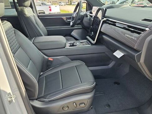 New 2025 GMC Sierra EV Denali image 15