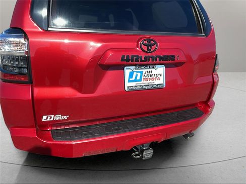 Used 2022 Toyota 4Runner SR5 Premium w/ Moonroof Package image 12