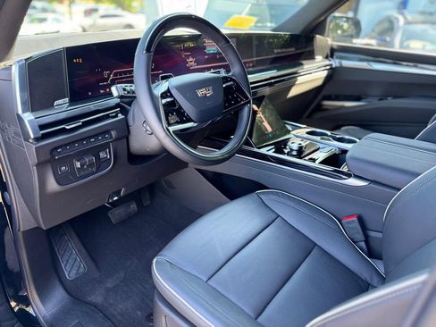 Used 2026 Cadillac Escalade Sport w/ Touring Package AWD/4WD image 13