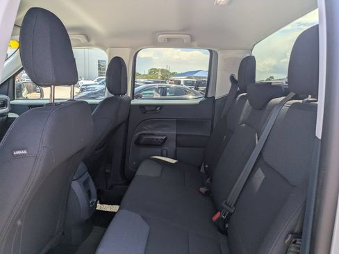 Certified 2023 Ford Maverick XL FWD image 14