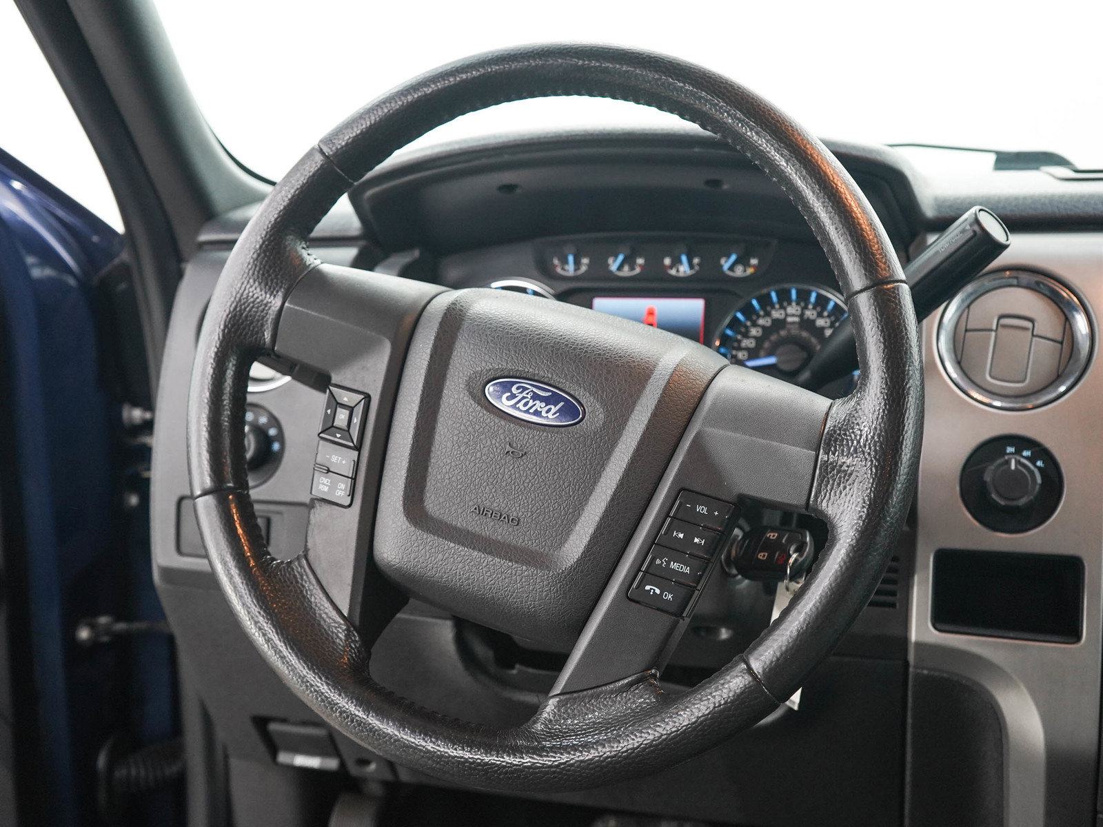 Used 2011 Ford F150 XLT w/ XLT Chrome Pkg AWD/4WD image 17