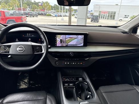 Used 2025 Nissan Murano Platinum w/ Cargo Package AWD/4WD image 28
