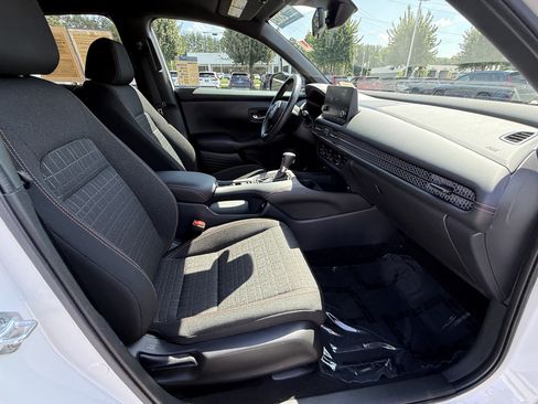 Certified 2023 Honda HR-V Sport image 33
