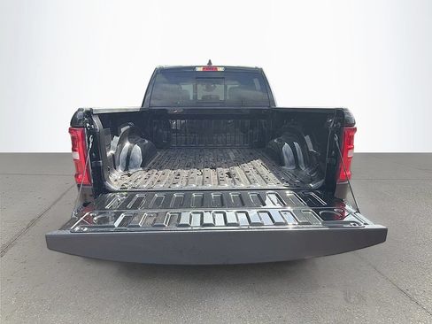 New 2026 RAM 1500 Big Horn AWD/4WD image 12