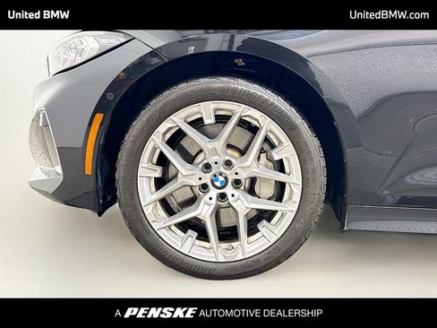 Used 2025 BMW 330i Sedan RWD image 2