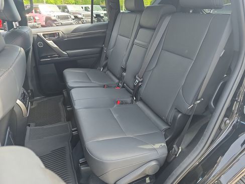 Used 2022 Lexus GX 460 Premium w/ Premium Plus Package AWD/4WD image 16