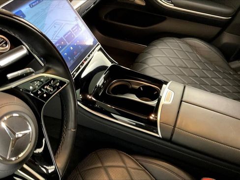 Used 2021 Mercedes-Benz S 580 S 580 image 12