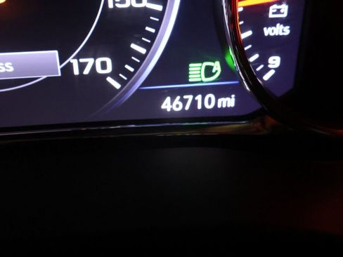 Used 2021 GMC Acadia Denali w/ Denali Technology Package FWD image 46