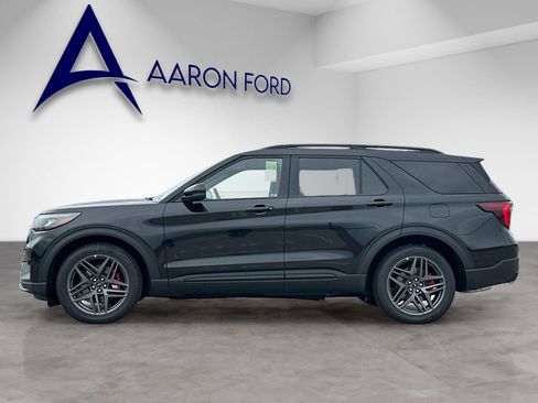 New 2025 Ford Explorer ST-Line w/ Premium Package image 2
