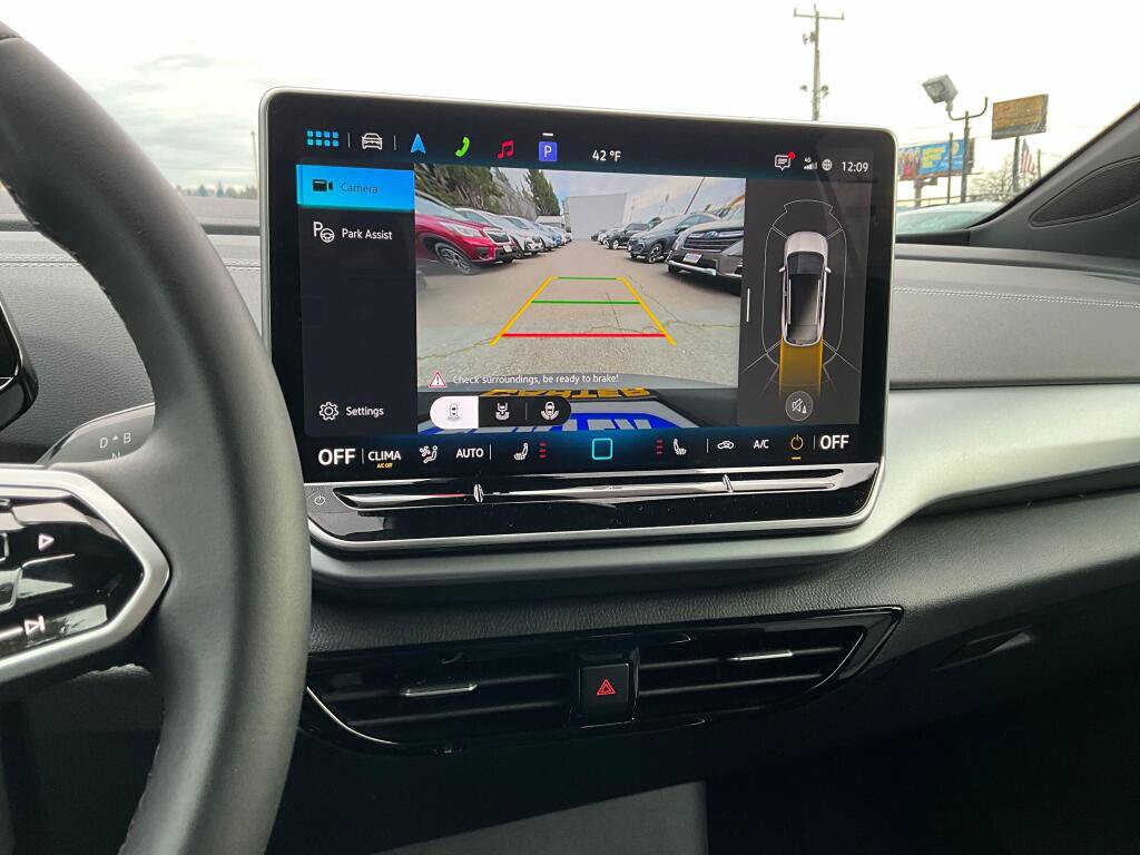 New 2026 Volkswagen ID.4 Pro AWD/4WD image 17