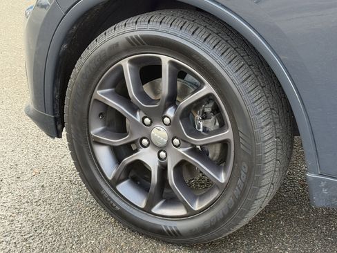 Used 2017 Dodge Durango R/T image 39