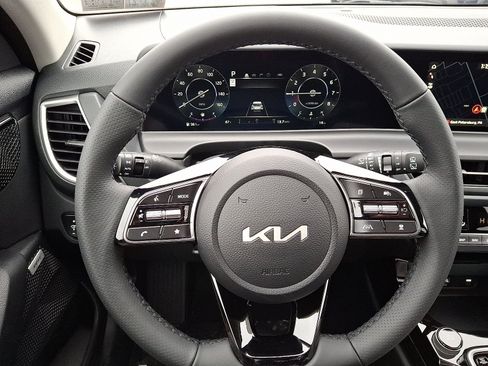 New 2026 Kia Seltos SX w/ SX Sunroof Package AWD/4WD image 15