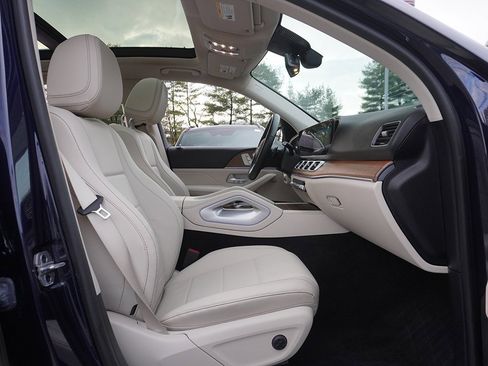 Used 2022 Mercedes-Benz GLE 350 4MATIC image 37