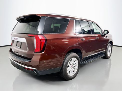 Used 2023 GMC Yukon SLT w/ Max Trailering Package AWD/4WD image 4