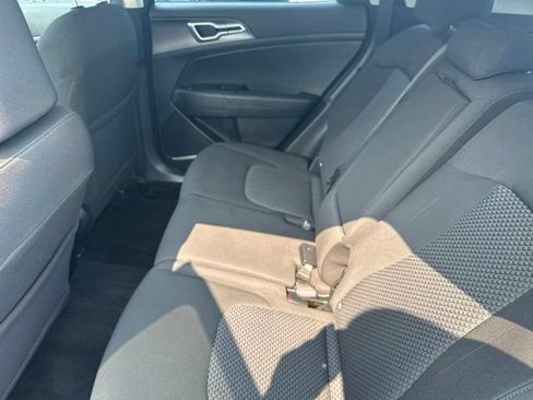 Used 2026 Kia Sportage LX w/ LX Convenience Package FWD image 9