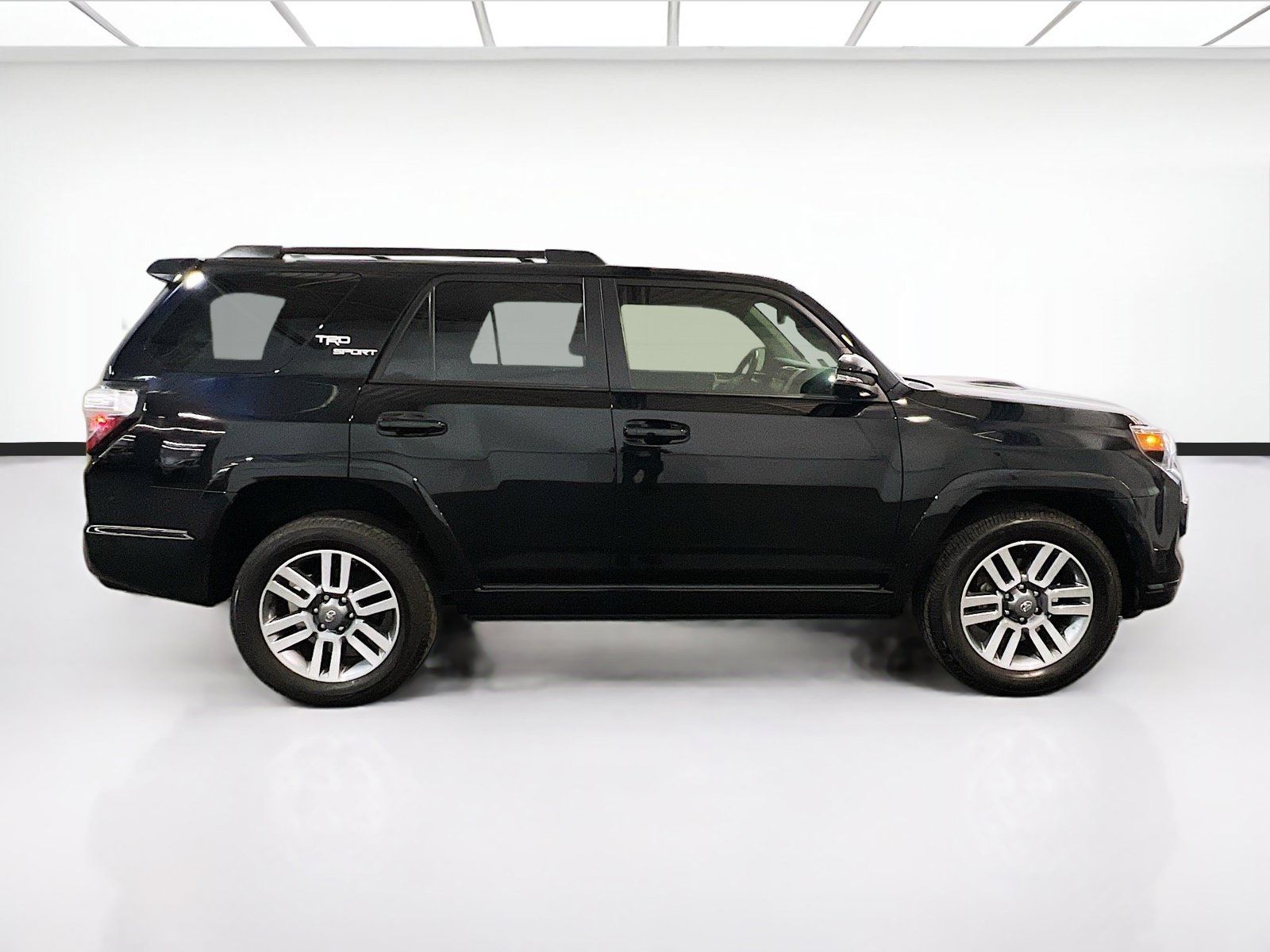 Used 2024 Toyota 4Runner TRD Sport w/ Technology Package AWD/4WD image 24