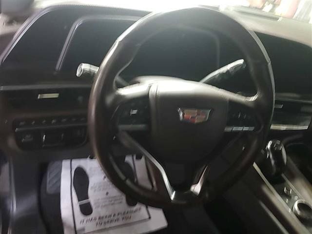 Used 2023 Cadillac Escalade ESV Sport Platinum w/ LPO, ONYX Package AWD/4WD image 6