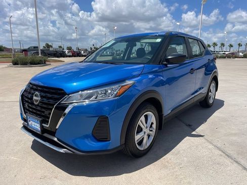 Certified 2024 Nissan Kicks S FWD image 3