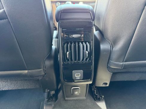 Certified 2025 Jeep Compass Limited AWD/4WD image 32