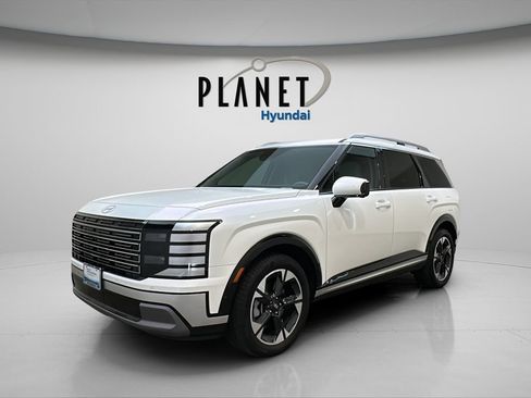Certified 2026 Hyundai Palisade Limited AWD/4WD image 2