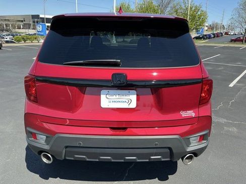 Used 2025 Honda Passport EX-L image 4