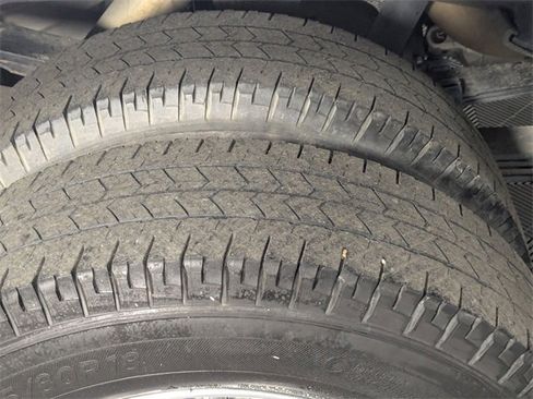 Used 2024 Chevrolet Silverado 3500 High Country image 9