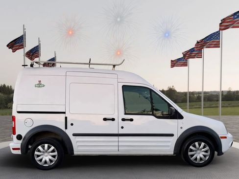 Used 2013 Ford Transit Connect XLT image 8