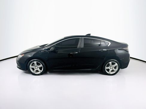 Used 2017 Chevrolet Volt LT w/ Comfort Package FWD image 4