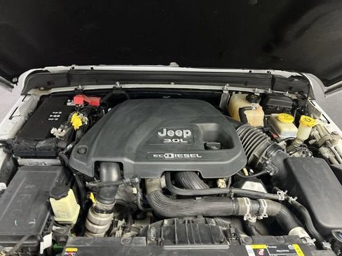 Used 2021 Jeep Wrangler Unlimited Rubicon AWD/4WD image 29