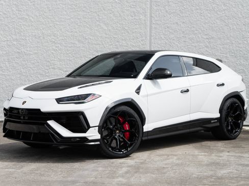Used 2024 Lamborghini Urus Performante image 1