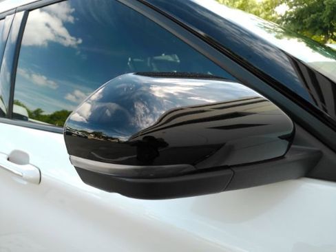 Used 2023 Ford Explorer Limited w/ Limited Technology Package RWD image 26