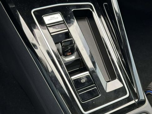 New 2026 Volkswagen Golf image 25