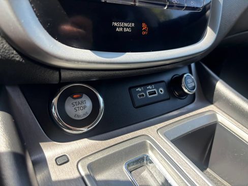 Used 2023 Nissan Murano SV AWD/4WD image 32